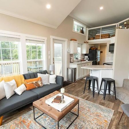 Pet Friendly Tiny House Rental With New Access To Guadalupe River Nbtx New Braunfels Ngoại thất bức ảnh