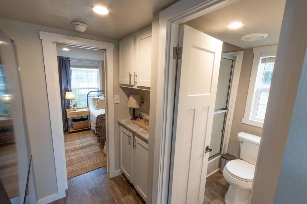 Pet Friendly Tiny House Rental With New Access To Guadalupe River Nbtx New Braunfels Ngoại thất bức ảnh