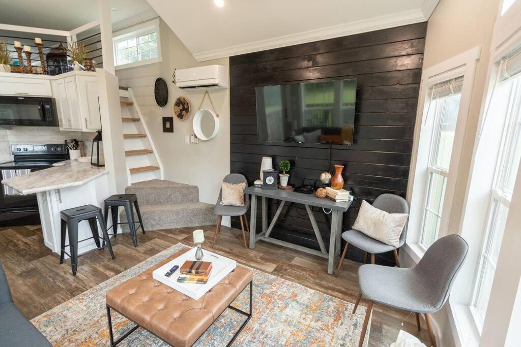Pet Friendly Tiny House Rental With New Access To Guadalupe River Nbtx New Braunfels Ngoại thất bức ảnh