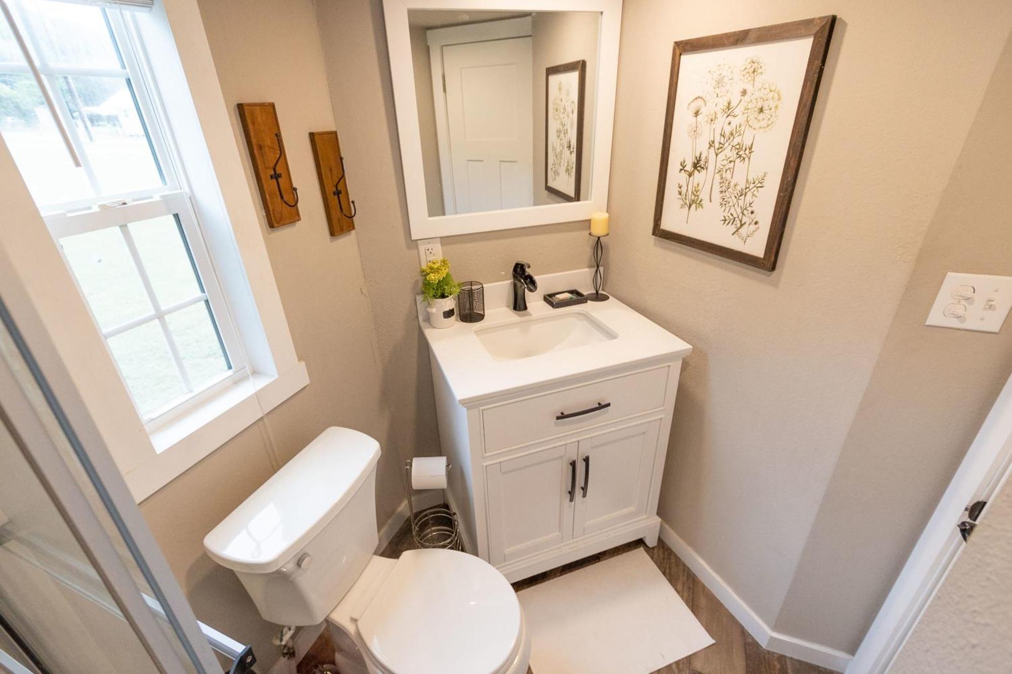 Pet Friendly Tiny House Rental With New Access To Guadalupe River Nbtx New Braunfels Ngoại thất bức ảnh