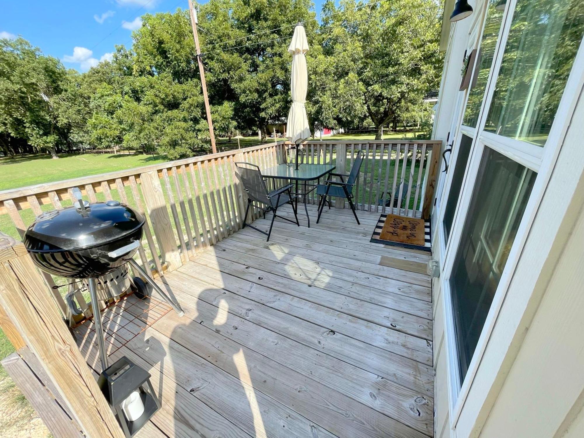 Pet Friendly Tiny House Rental With New Access To Guadalupe River Nbtx New Braunfels Ngoại thất bức ảnh