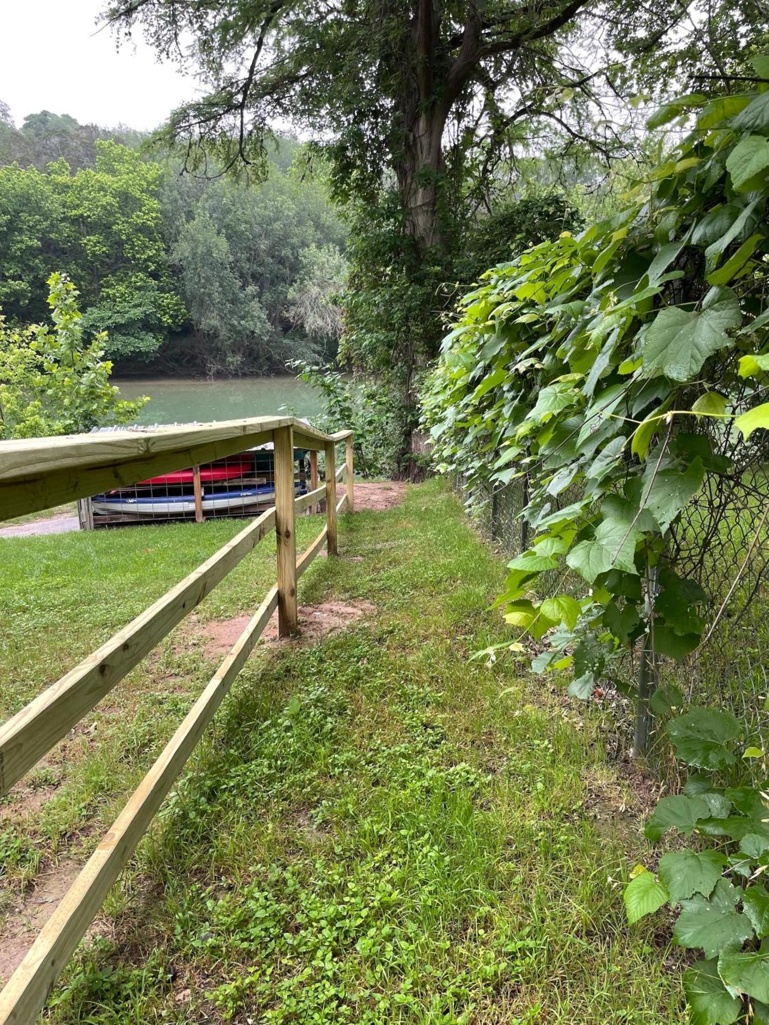 Pet Friendly Tiny House Rental With New Access To Guadalupe River Nbtx New Braunfels Ngoại thất bức ảnh